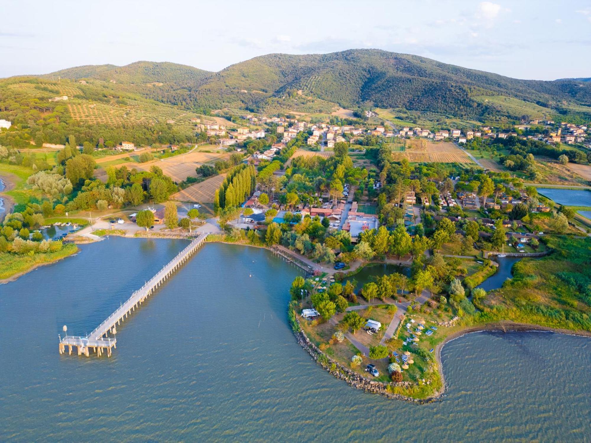 Trasimeno Glamping Resort Маджоне Екстер'єр фото